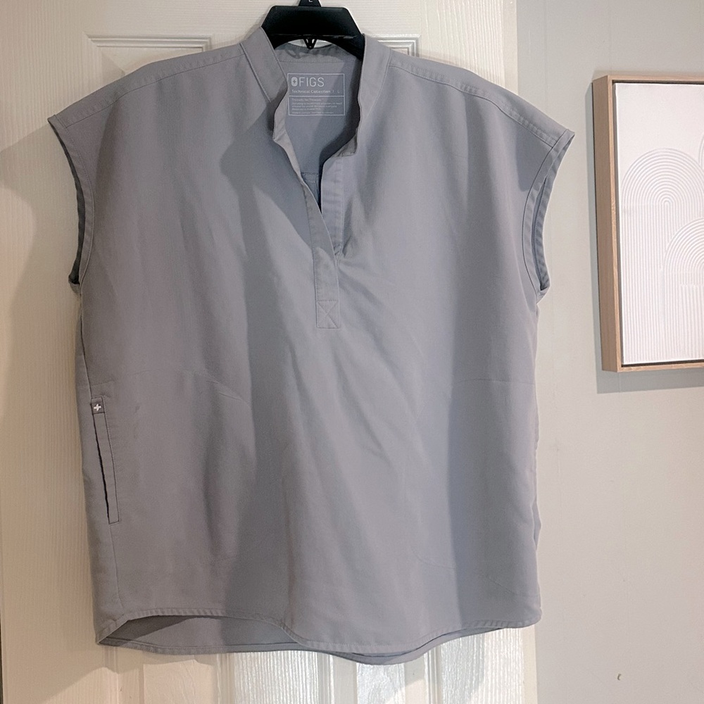Figs Rafaela scrub top Large Cement